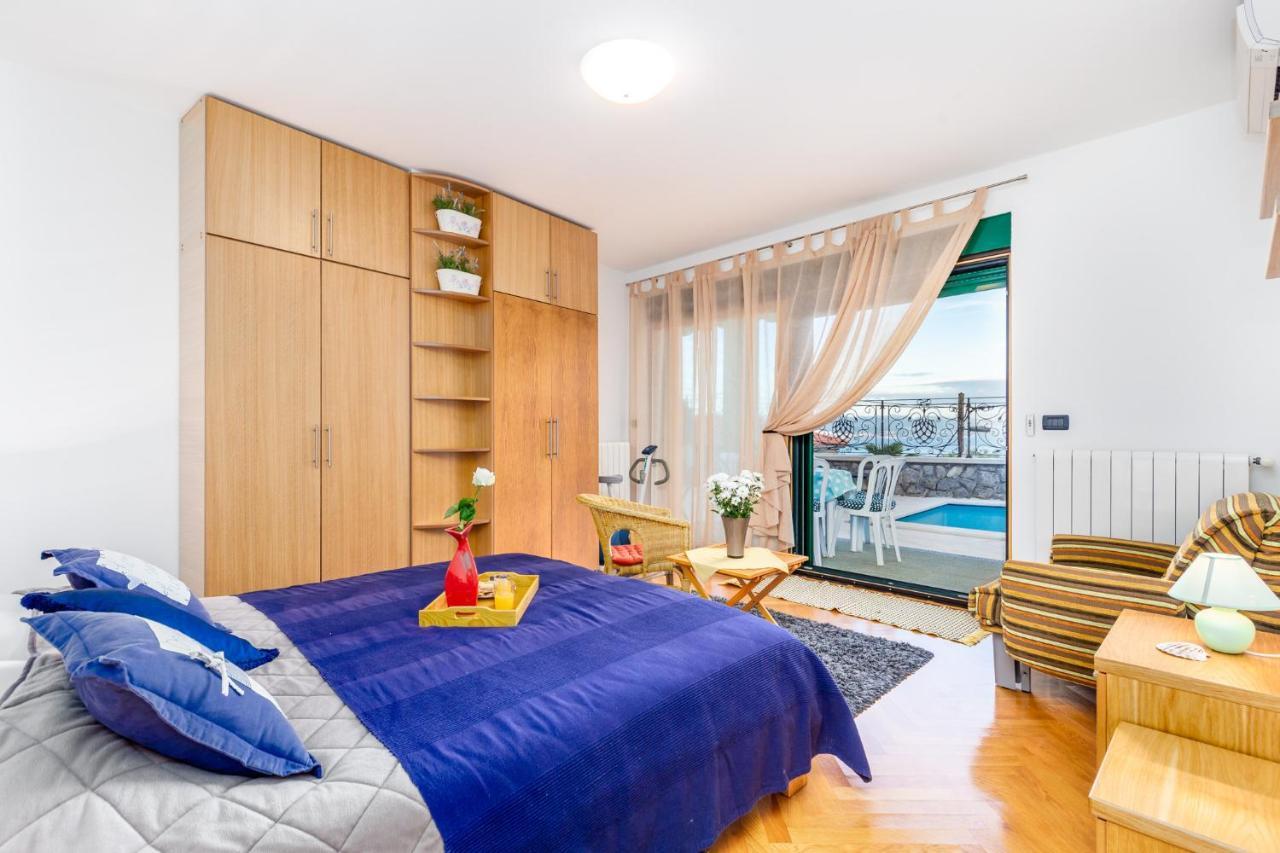 Lux Apartmani Opatija Exterior photo